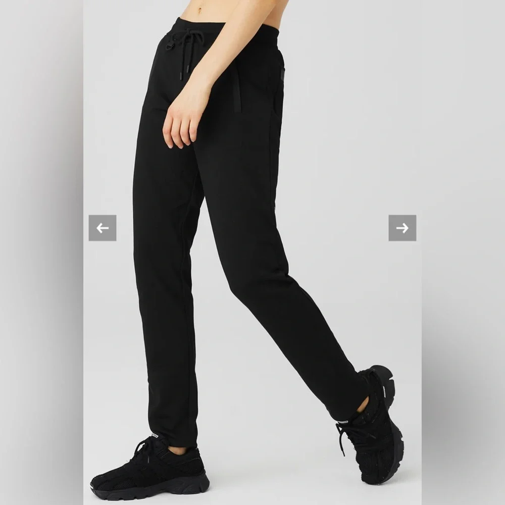 NWT Alo Yoga Nomadic Sweatpants in Black Front & Back Pockets Size S - Picture 14 of 16